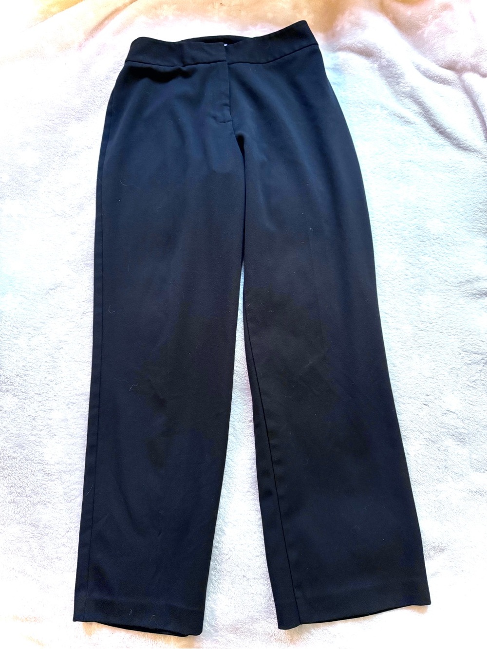 INVESTMENTS - Black Wide-legged Slacks